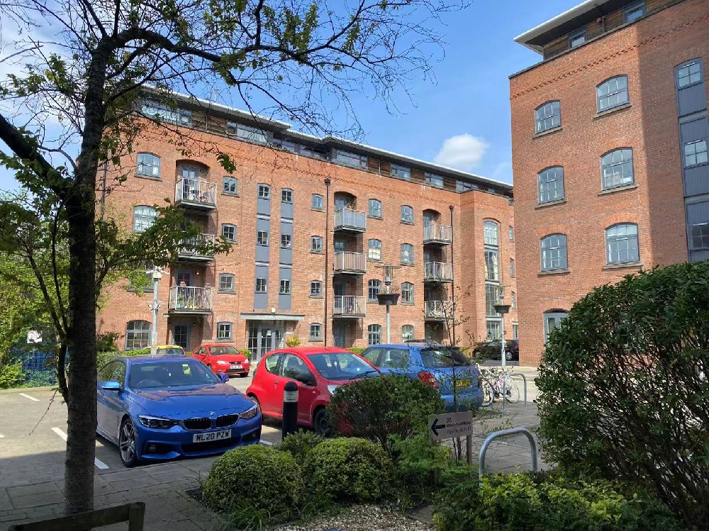 35 Chapeltown street